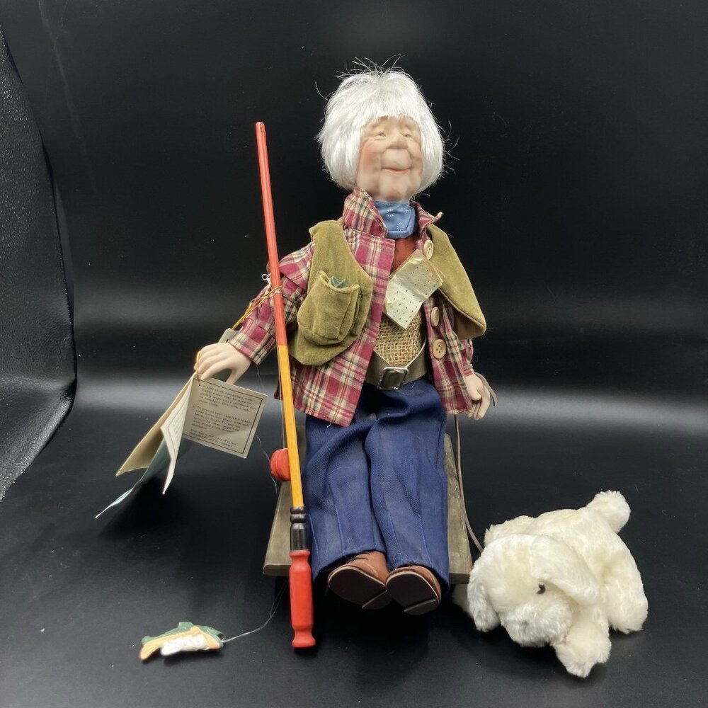 DUCK HOUSE  HEIRLOOM DOLLS‎ HERBERT THE FISHERMAN 16" With Stand